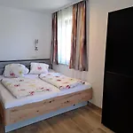 Haus Gatterer * أوبرتيلياتش