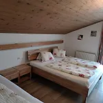 Haus Gatterer 아파트